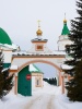 Завершение входной группы Свято-Троицкого мужского монастыря, г. Чебоксары, Чувашская Республика